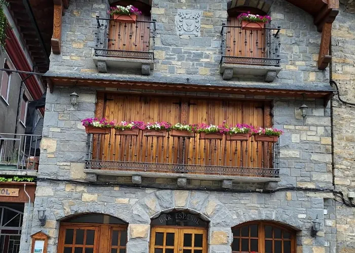 Apartamentos Casa Español